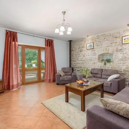 Holiday home Cozy In With Kitchen *