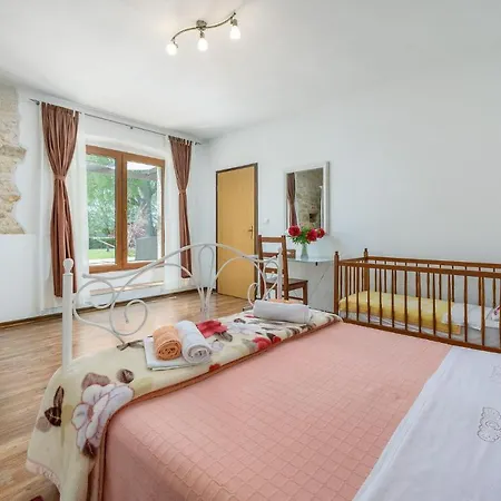 V Hébergement de vacances