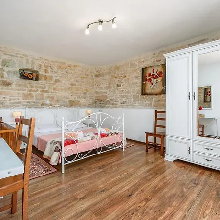 Cozy In With Kitchen Holiday home Pamici