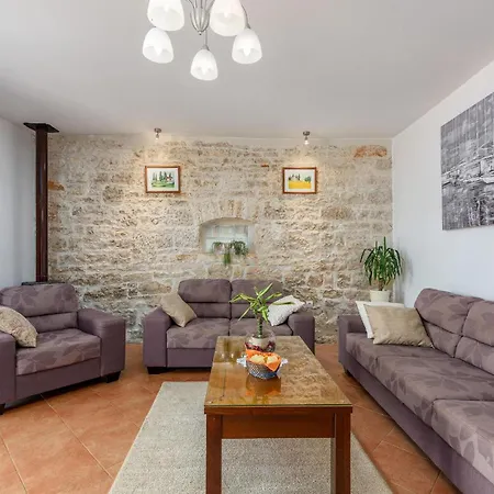 Cozy In With Kitchen Holiday home